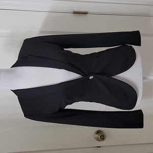 H&M Size 4 Black Fitted Blazer, Single Button, Flap Pockets, Exc. Used Condition